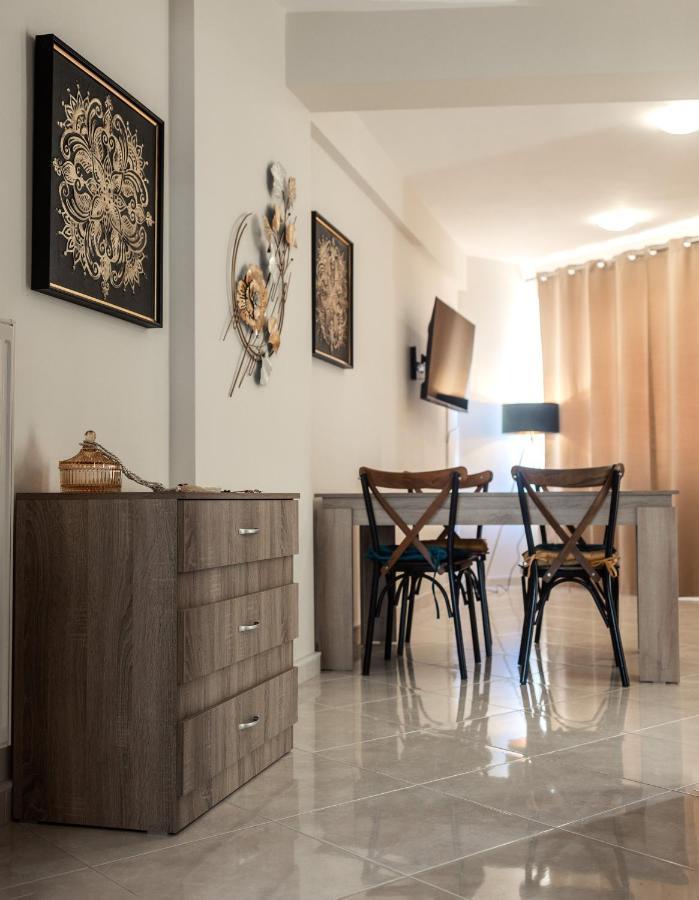 Evzoi Apartment Халкис Екстериор снимка
