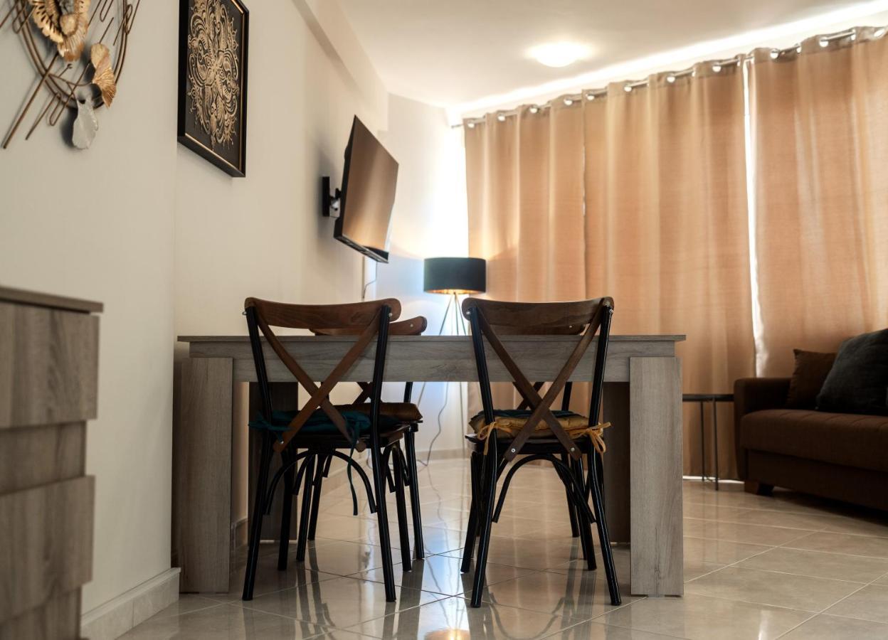 Evzoi Apartment Халкис Екстериор снимка