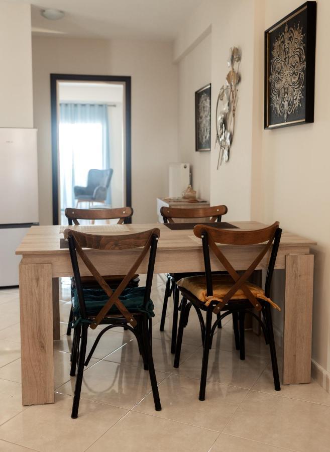 Evzoi Apartment Халкис Екстериор снимка